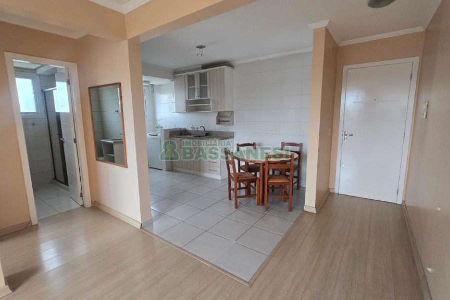 Apto Mobiliado com 52m², 1 dormitório, 1 vaga, no bairro Lourdes em Caxias do Sul para Comprar