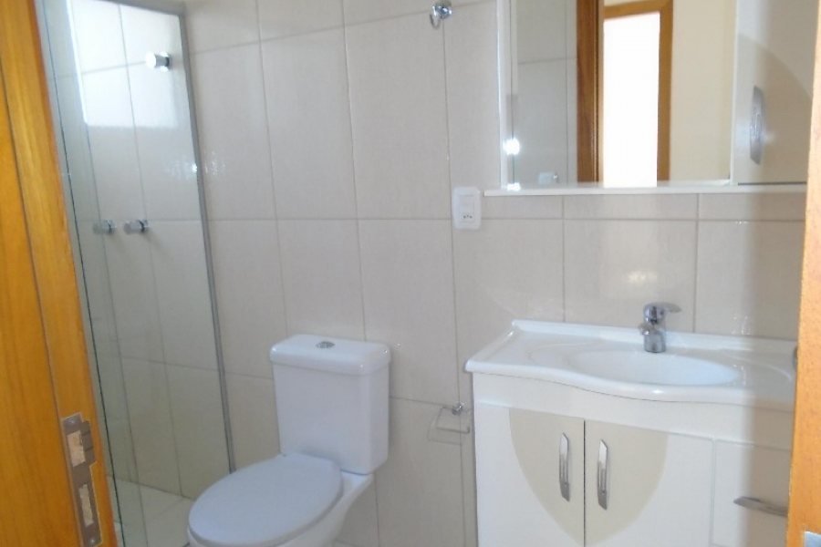 Apartamento com 80m², 2 dormitórios, 2 vagas, no bairro Bela Vista em Caxias do Sul para Alugar