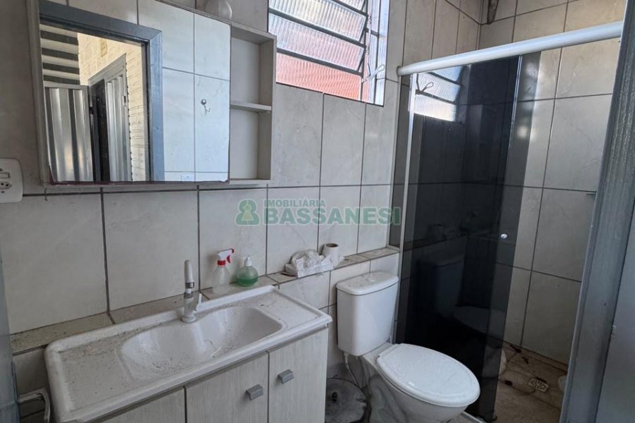 Pavilhão com 400m², no bairro Cristo Redentor em Caxias do Sul para Alugar