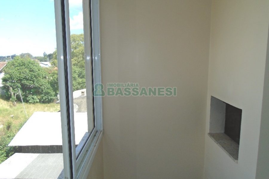 Apartamento com 67m², 2 dormitórios, 2 vagas, no bairro Forqueta em Caxias do Sul para Alugar