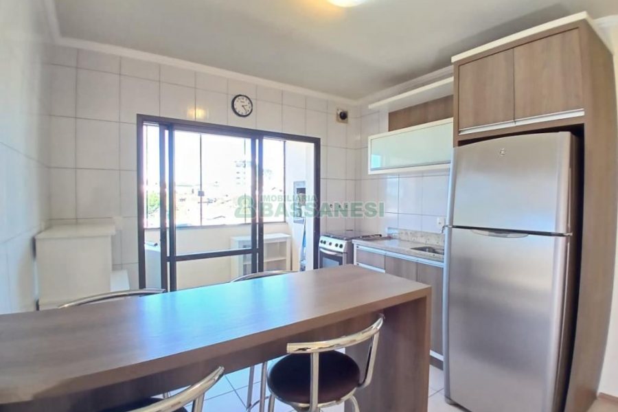 Apto Mobiliado com 63m², 1 dormitório, 1 vaga, no bairro Sagrada Família em Caxias do Sul para Alugar