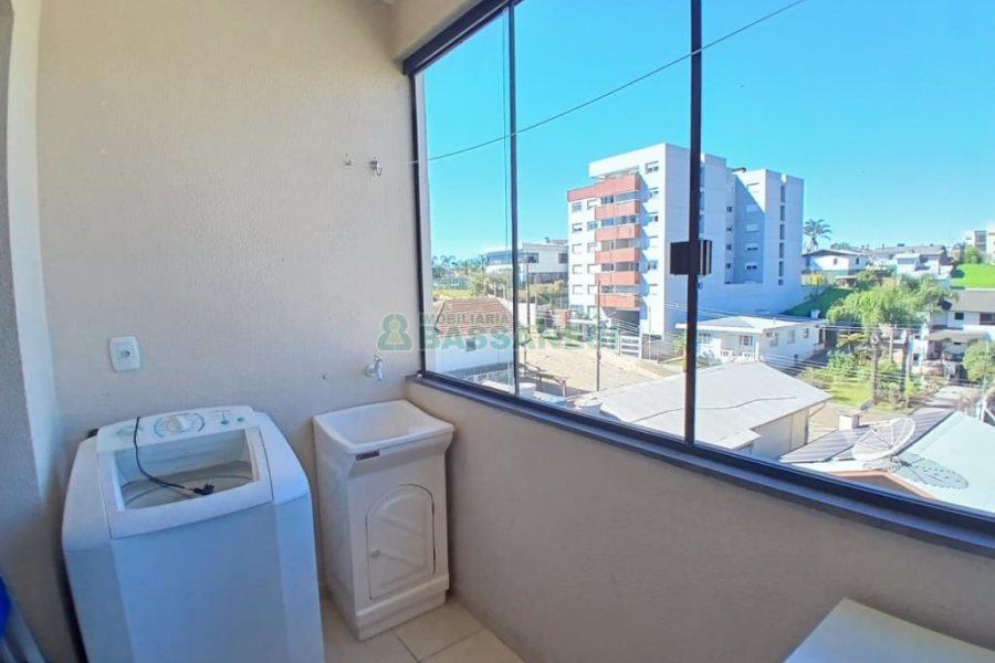 Apto Mobiliado com 63m², 1 dormitório, 1 vaga, no bairro Sagrada Família em Caxias do Sul para Alugar