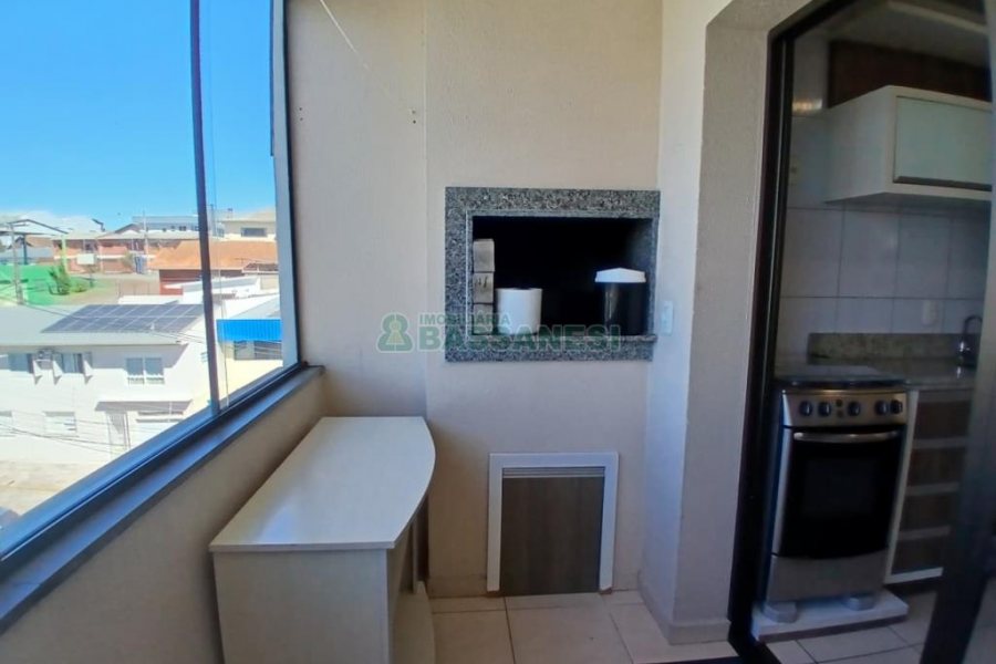 Apto Mobiliado com 63m², 1 dormitório, 1 vaga, no bairro Sagrada Família em Caxias do Sul para Alugar