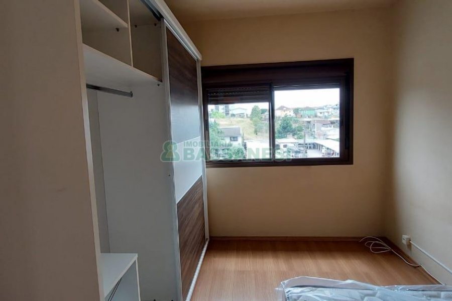 Apto Mobiliado com 63m², 1 dormitório, 1 vaga, no bairro Sagrada Família em Caxias do Sul para Comprar