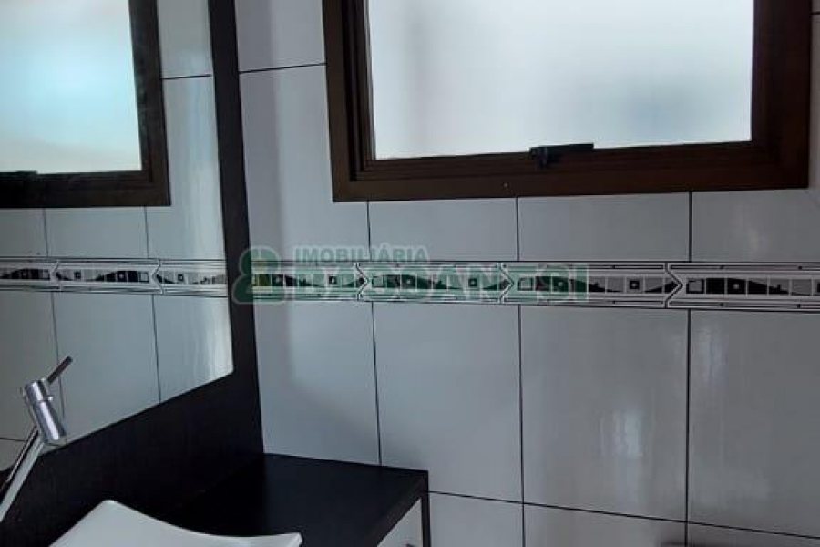 Apto Mobiliado com 63m², 1 dormitório, 1 vaga, no bairro Sagrada Família em Caxias do Sul para Comprar