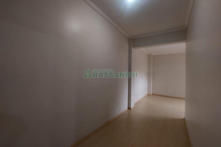 Apartamento com 97m², 2 dormitórios, 1 vaga, no bairro São Pelegrino em Caxias do Sul para Alugar