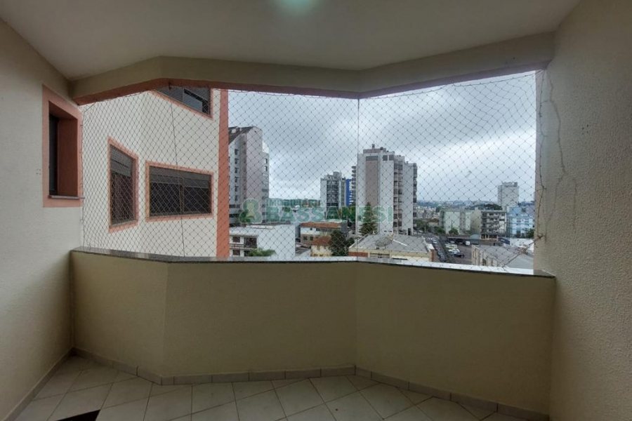 Apartamento com 97m², 2 dormitórios, 1 vaga, no bairro São Pelegrino em Caxias do Sul para Alugar