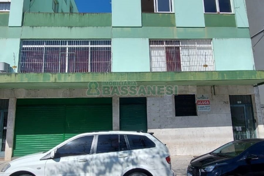Loja com 340m², no bairro Centro em Caxias do Sul para Comprar