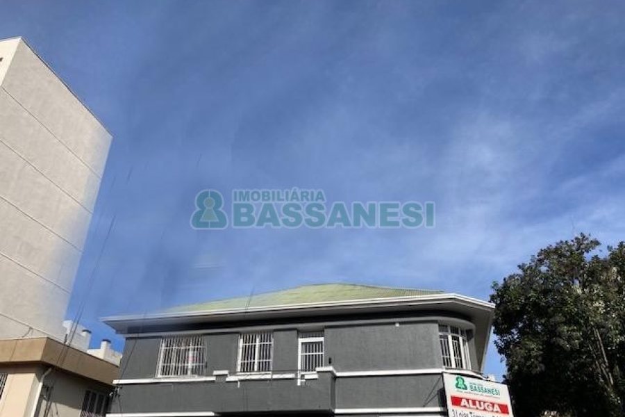 Sala com 70m², no bairro Centro em Caxias do Sul para Alugar