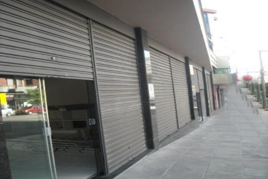 Loja com 233m², no bairro São Pelegrino em Caxias do Sul para Comprar