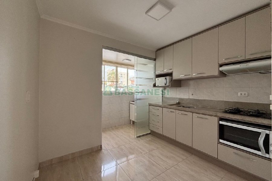 Apartamento com 82m², 2 dormitórios, 1 vaga, no bairro Santa Catarina em Caxias do Sul para Alugar