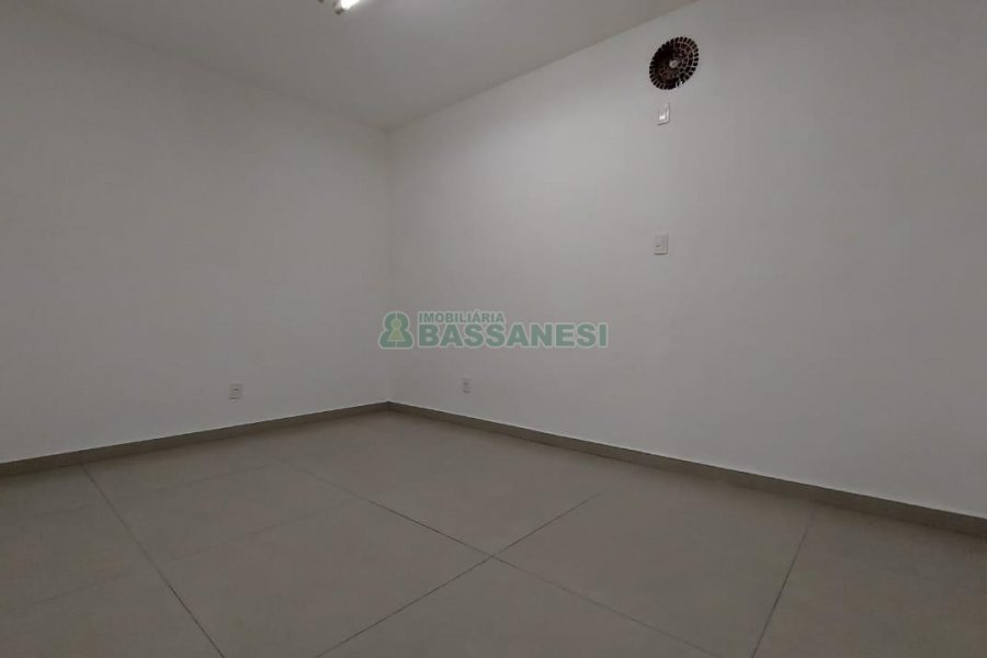 Loja com 147m², no bairro Centro em Caxias do Sul para Alugar