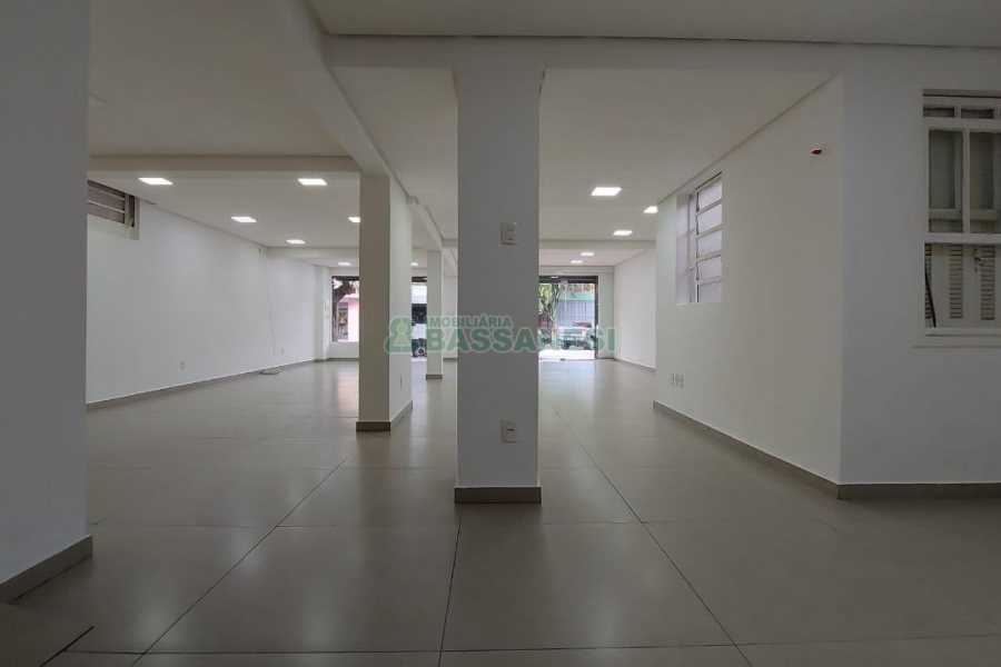 Loja com 147m², no bairro Centro em Caxias do Sul para Alugar