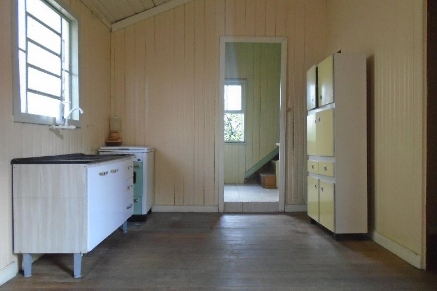 Casa, 4 dormitórios, no bairro Rio Branco em Caxias do Sul para Comprar