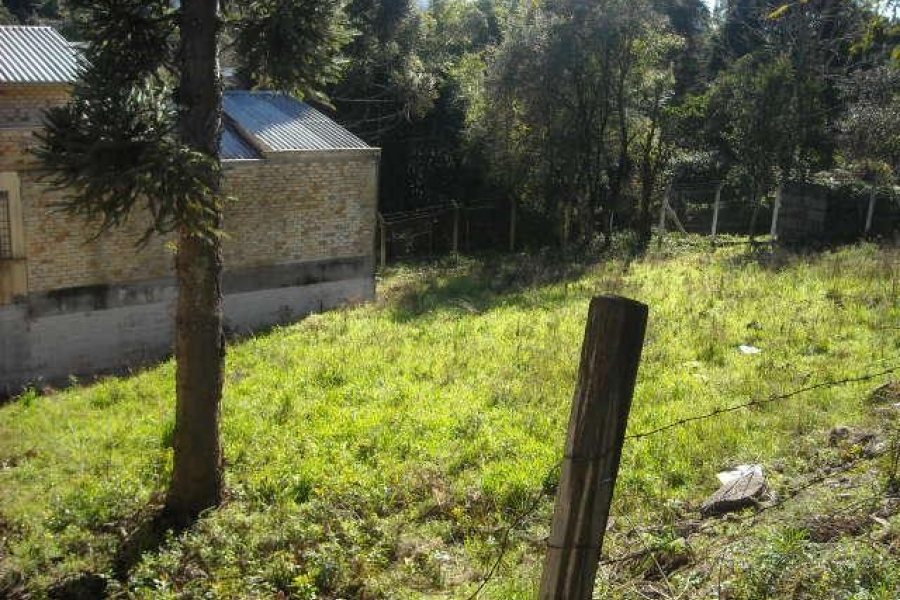 Terreno, no bairro Kayser em Caxias do Sul para Comprar