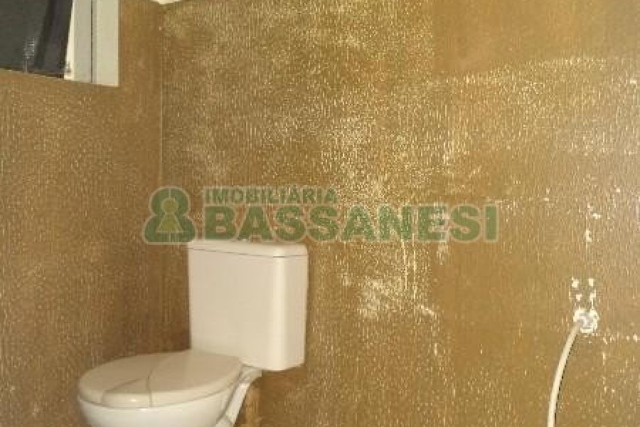 Sala com 100m², no bairro Centro em Caxias do Sul para Alugar
