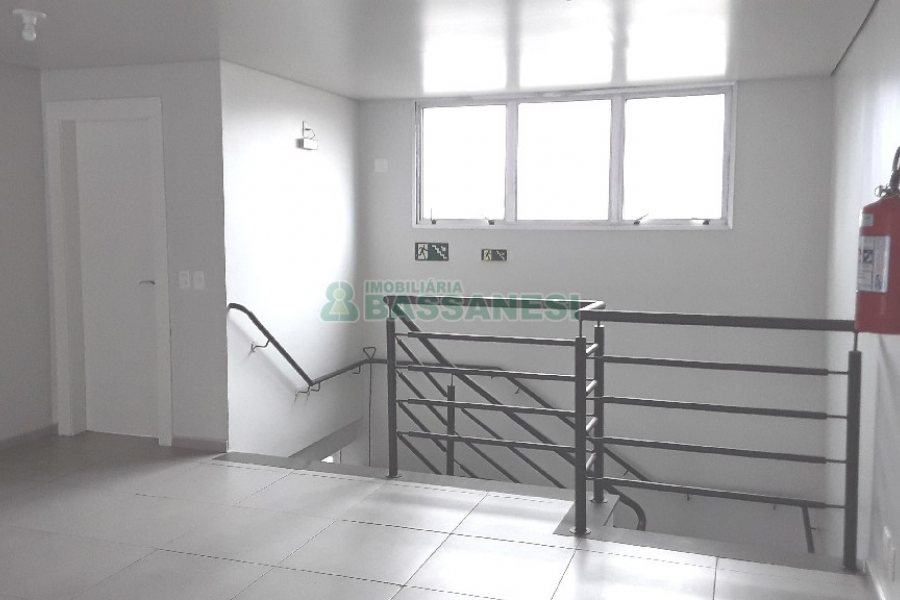 Loja com 110m², no bairro Centro em Caxias do Sul para Alugar