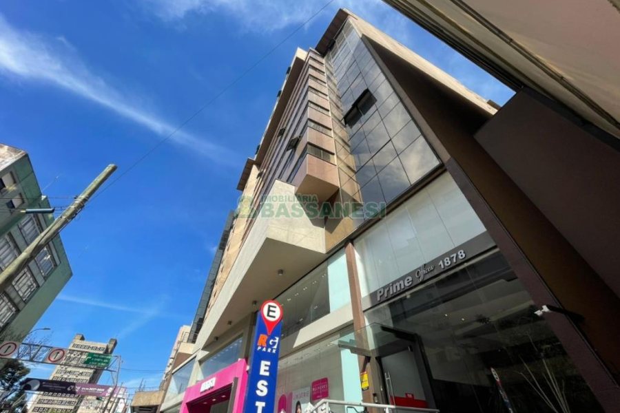 Sala com 55m², 1 vaga, no bairro Centro em Caxias do Sul para Comprar