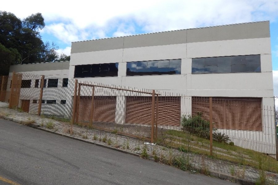 Pavilhão com 300m², no bairro Sanvitto em Caxias do Sul para Comprar