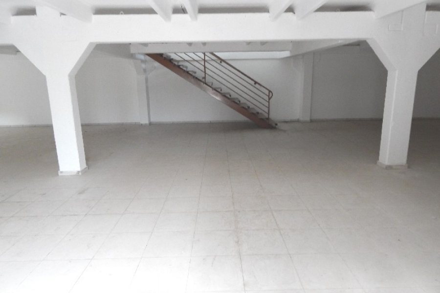 Pavilhão com 300m², no bairro Sanvitto em Caxias do Sul para Comprar