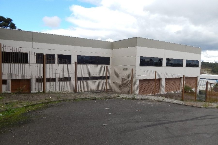 Pavilhão com 300m², no bairro Sanvitto em Caxias do Sul para Comprar