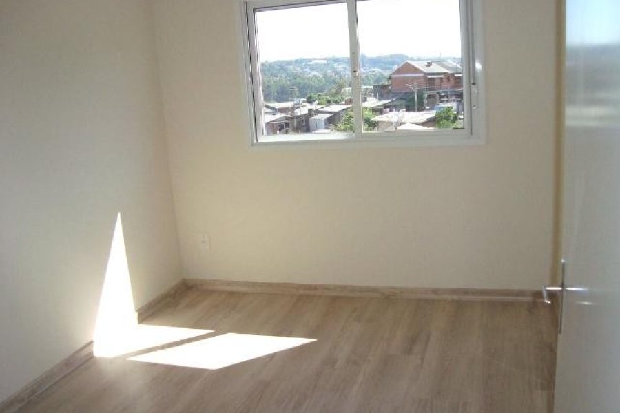 Apartamento com 69m², 3 dormitórios, 2 vagas, no bairro Cinqüentenário em Caxias do Sul para Comprar