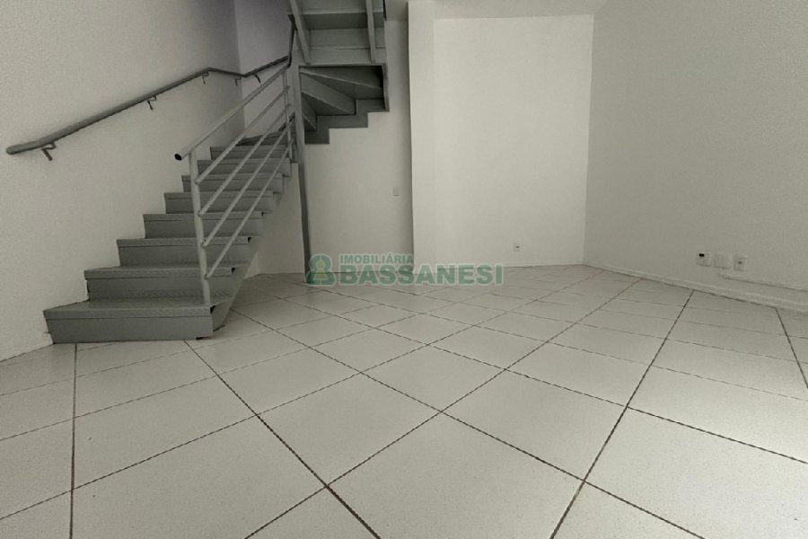 Loja com 70m², no bairro São Pelegrino em Caxias do Sul para Alugar