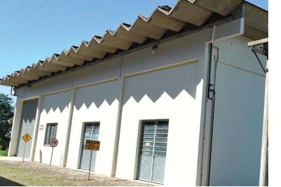 Pavilhão com 10000m², no bairro Nona legua em Caxias do Sul para Comprar