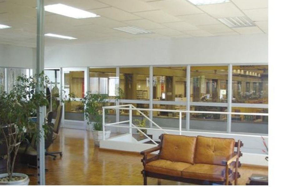 Pavilhão com 10000m², no bairro Nona legua em Caxias do Sul para Comprar