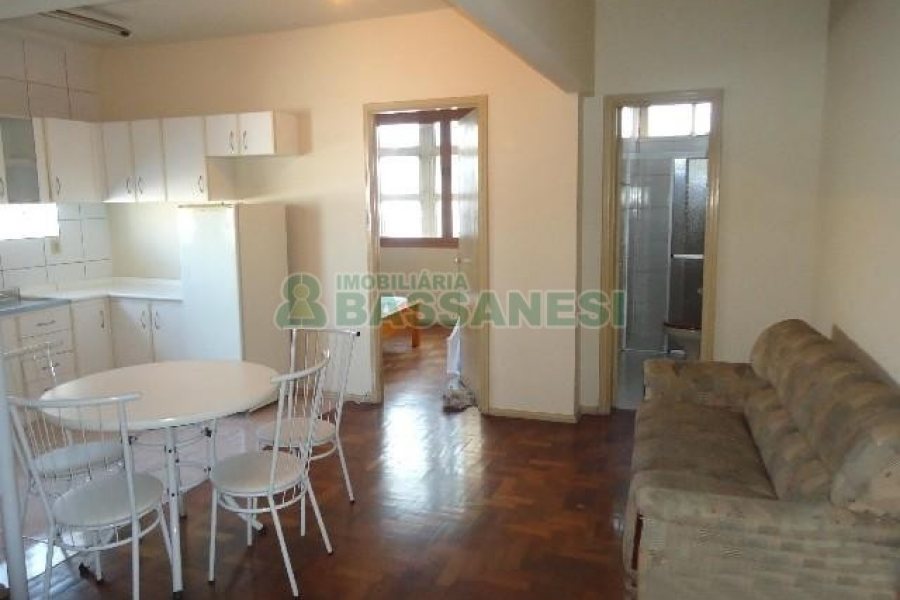 Apto Mobiliado com 35m², 1 dormitório, no bairro Centro em Caxias do Sul para Alugar