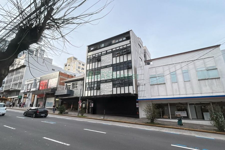 Apto Mobiliado com 35m², 1 dormitório, no bairro Centro em Caxias do Sul para Alugar