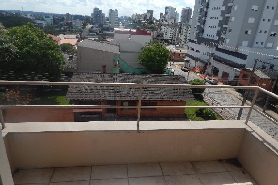 Apartamento com 198m², 3 dormitórios, 2 vagas, no bairro Panazzolo em Caxias do Sul para Comprar