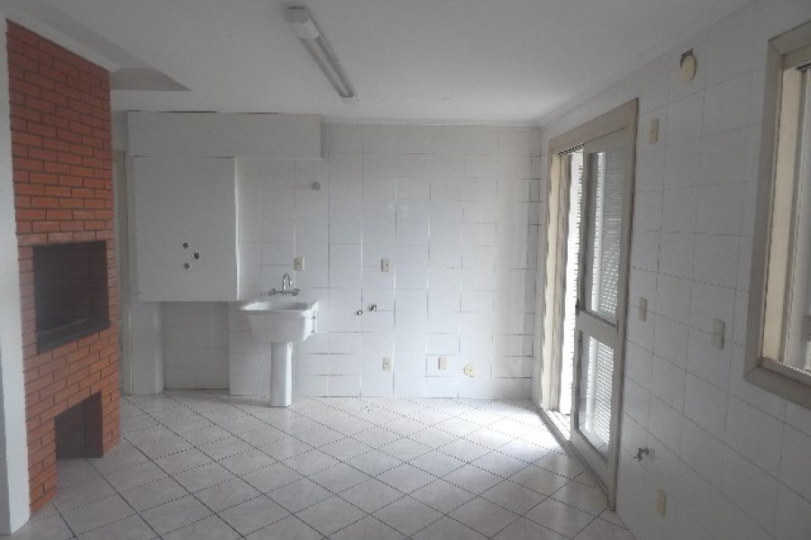 Apartamento com 198m², 3 dormitórios, 2 vagas, no bairro Panazzolo em Caxias do Sul para Comprar