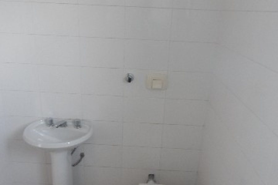 Apartamento com 198m², 3 dormitórios, 2 vagas, no bairro Panazzolo em Caxias do Sul para Comprar