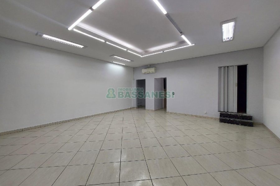 Loja com 70m², no bairro Centro em Caxias do Sul para Alugar