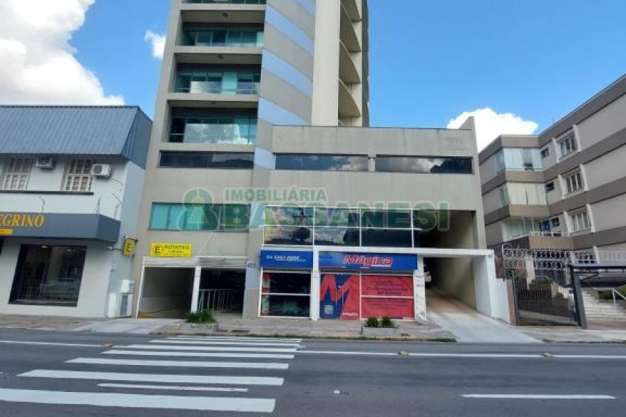 Sala com 47m², no bairro São Pelegrino em Caxias do Sul para Alugar