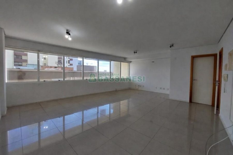 Sala com 47m², no bairro São Pelegrino em Caxias do Sul para Alugar