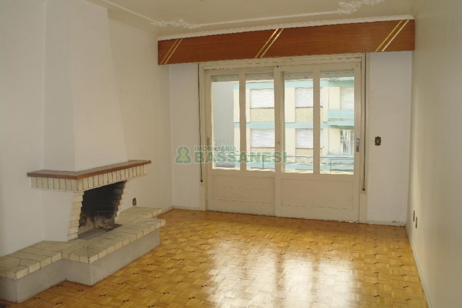 Apartamento com 92m², 3 dormitórios, 2 vagas, no bairro São Pelegrino em Caxias do Sul para Comprar