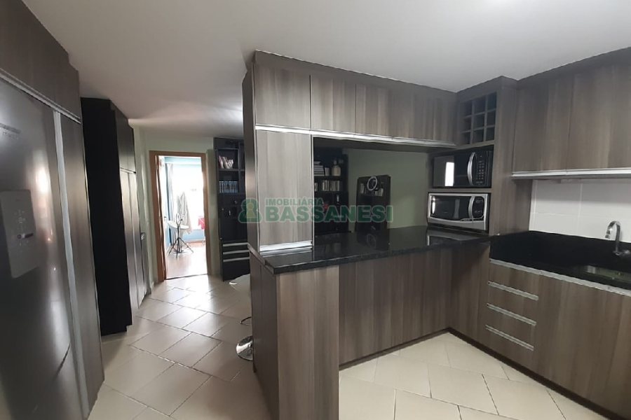 Apartamento com 42m², 1 dormitório, no bairro Presidente Vargas em Caxias do Sul para Comprar
