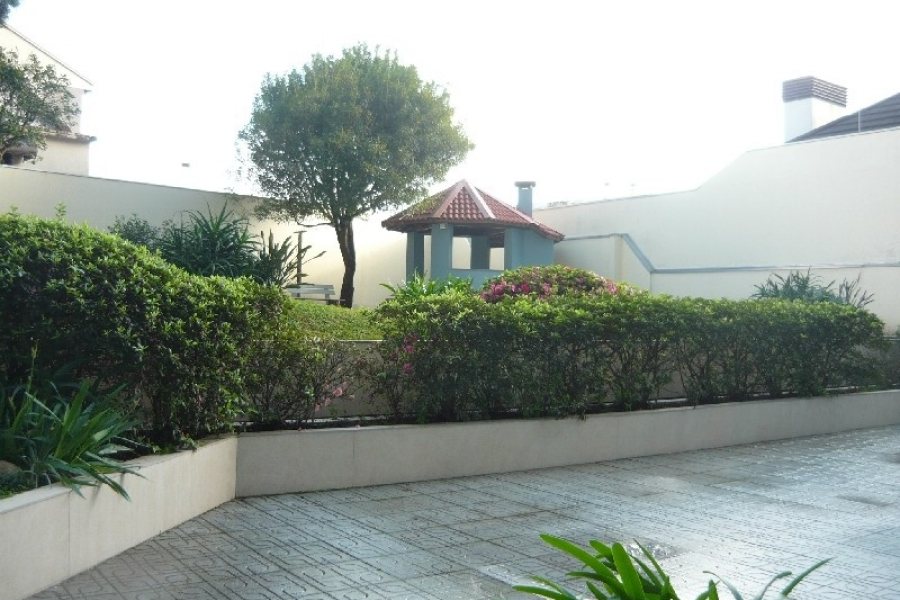 Apto Mobiliado com 155m², 3 dormitórios, 2 vagas, no bairro Rio Branco em Caxias do Sul para Comprar