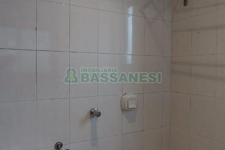 Apto Mobiliado com 155m², 3 dormitórios, 2 vagas, no bairro Rio Branco em Caxias do Sul para Comprar