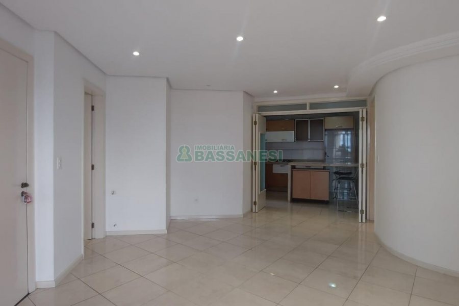 Apartamento com 120m², 3 dormitórios, 3 vagas, no bairro Panazzolo em Caxias do Sul para Comprar