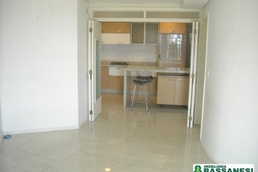 Apartamento com 120m², 3 dormitórios, 3 vagas, no bairro Panazzolo em Caxias do Sul para Comprar