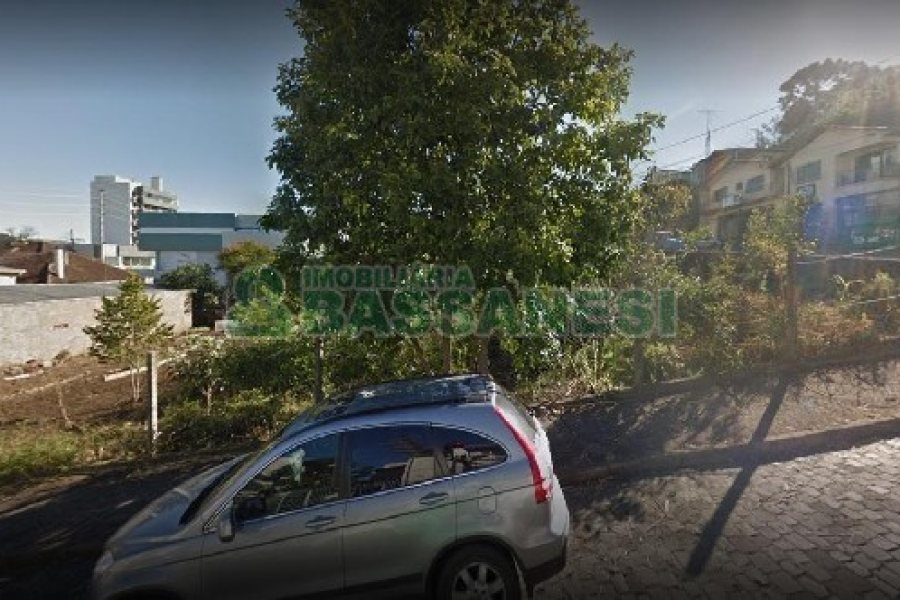 Terreno com 720m², no bairro Lourdes em Caxias do Sul para Alugar