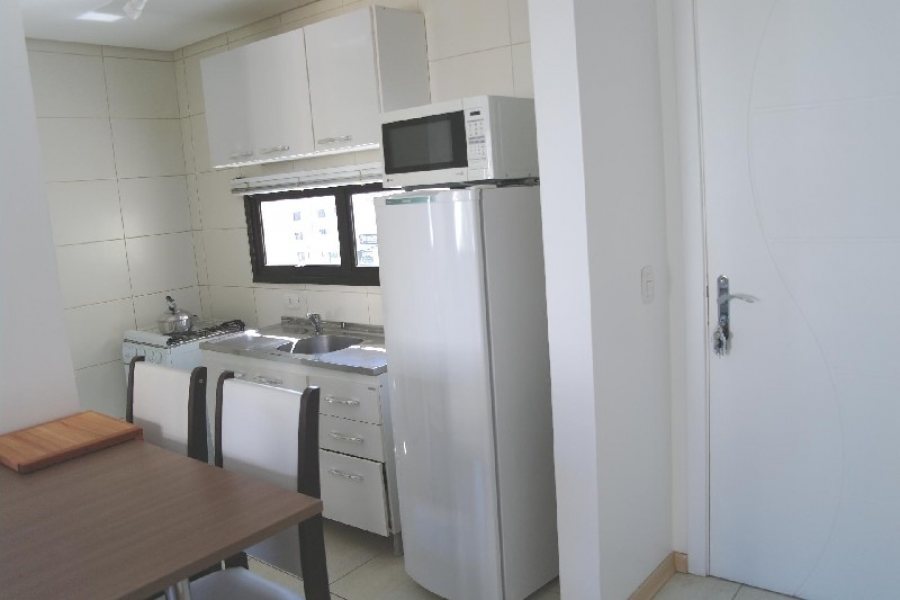 Apto Mobiliado com 30m², 1 dormitório, 1 vaga, no bairro Centro em Caxias do Sul para Alugar ou Comprar