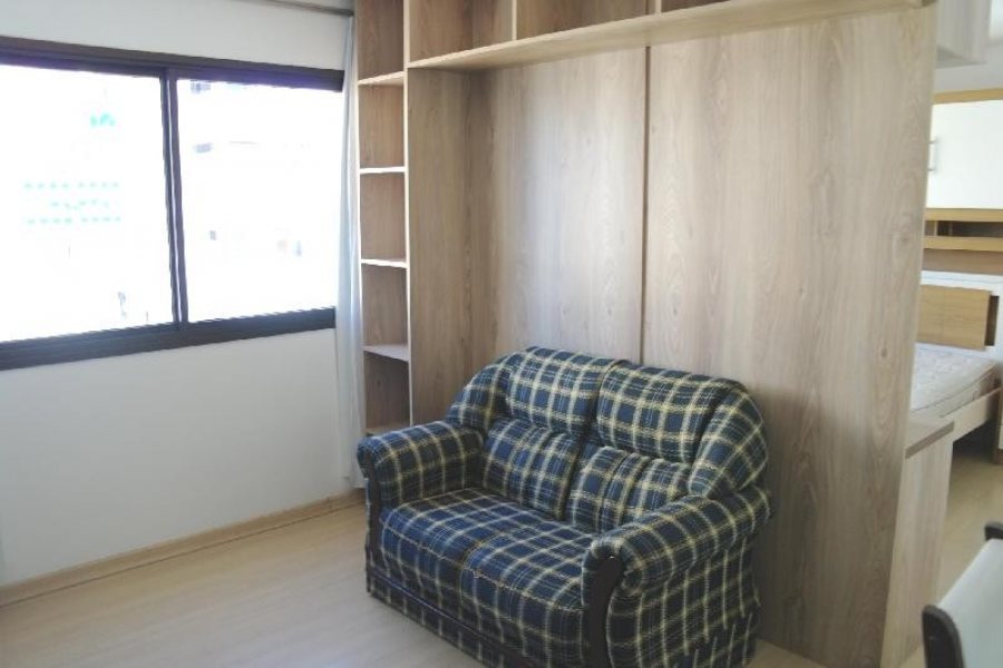 Apto Mobiliado com 30m², 1 dormitório, 1 vaga, no bairro Centro em Caxias do Sul para Alugar ou Comprar