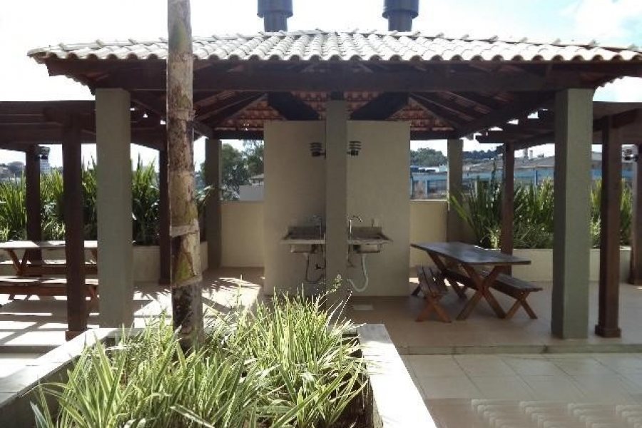 Apartamento com 72m², 2 dormitórios, 1 vaga, no bairro Santa Catarina em Caxias do Sul para Comprar