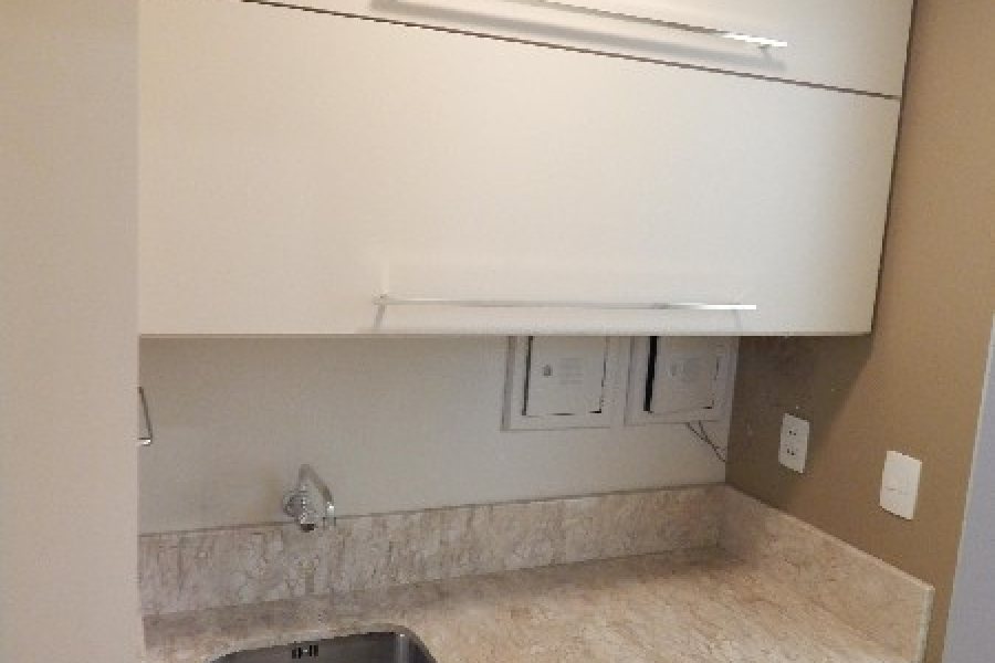 Sala Mobiliada com 48m², no bairro Centro em Caxias do Sul para Comprar