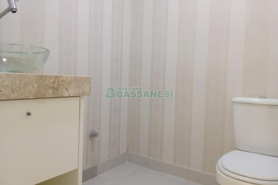 Loja com 210m², no bairro Centro em Caxias do Sul para Alugar