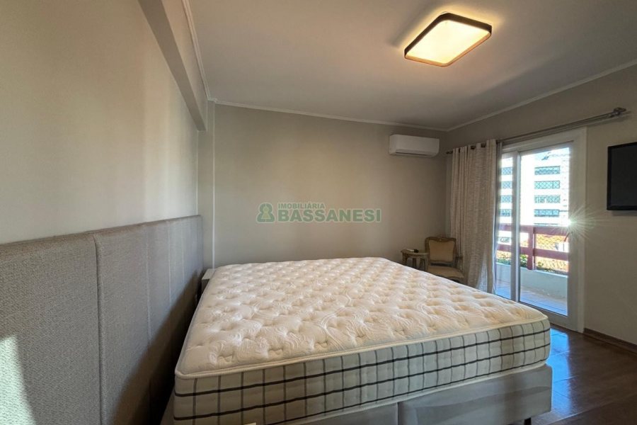 Apto Mobiliado com 300m², 4 dormitórios, 2 vagas, no bairro Jardim América em Caxias do Sul para Alugar ou Comprar